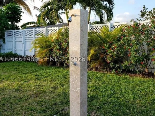 4-bedroom home for rent in Miami - 8811 SW 54th Ter 8811 - MondialRealty