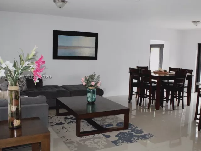 4-bedroom home for rent in Miami - 8811 SW 54th Ter 8811 - MondialRealty