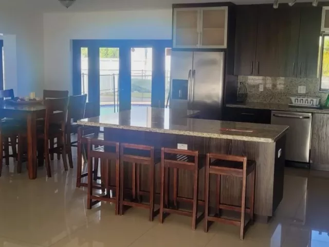 4-bedroom home for rent in Miami - 8811 SW 54th Ter 8811 - MondialRealty