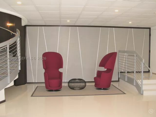 1-bedroom condo for rent in Miami Beach - 5701 Collins Ave 808 - MondialRealty