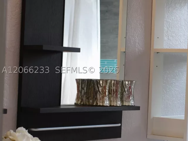 7-bedroom home for rent in Miami - 1435 SW 82nd Pl N/A - MondialRealty