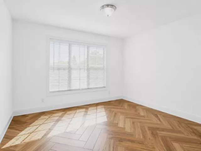 3-bedroom home for rent in Boca Raton - 350 SW 8TH Street 2 - MondialRealty