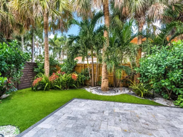 3-bedroom home for rent in Boca Raton - 350 SW 8TH Street 2 - MondialRealty