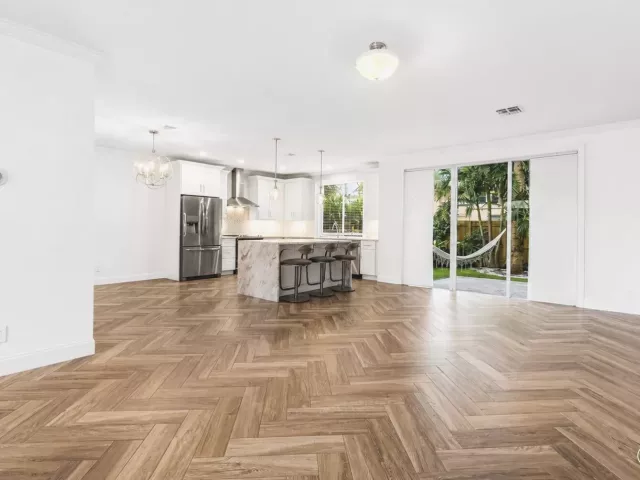 3-bedroom home for rent in Boca Raton - 350 SW 8TH Street 2 - MondialRealty