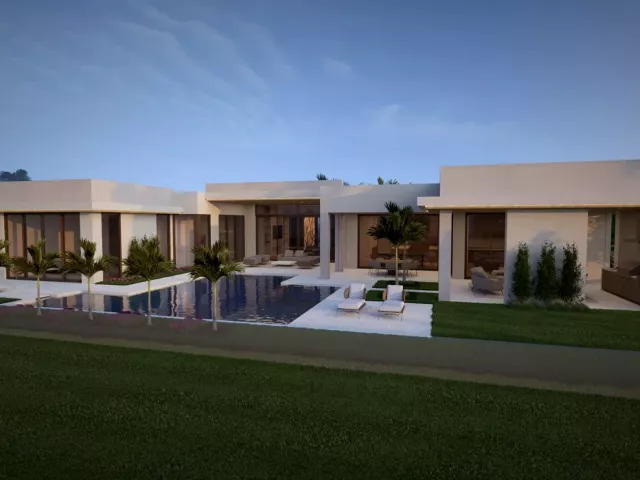 4-bedroom home for sale in Boca Raton - 399 Royal Palm Way - MondialRealty