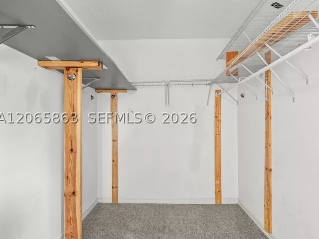 3-bedroom home for sale in Homestead - 1720 NE 35 Avenue - MondialRealty