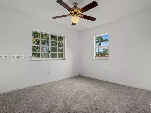 3-bedroom home for sale in Homestead - 1720 NE 35 Avenue - MondialRealty
