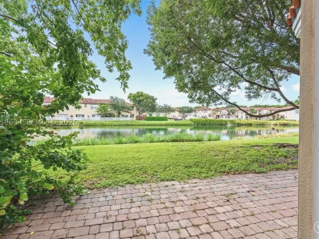 3-bedroom home for sale in Homestead - 1720 NE 35 Avenue - MondialRealty