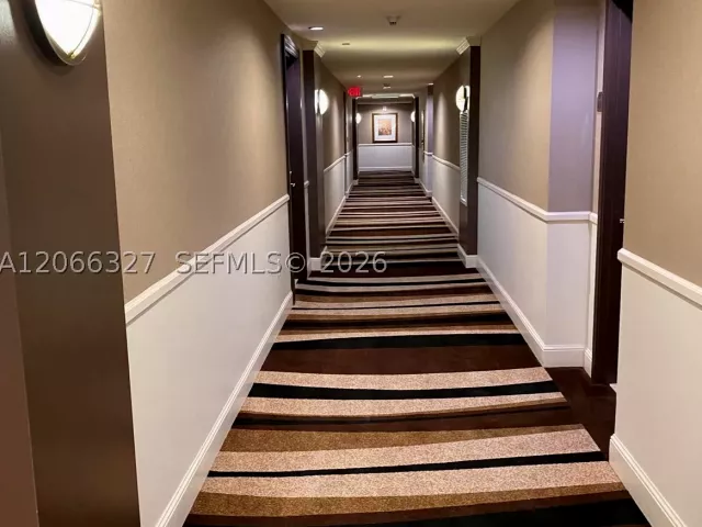 2-bedroom condo for sale in Fort Lauderdale - 610 W Las Olas Blvd 913N - MondialRealty