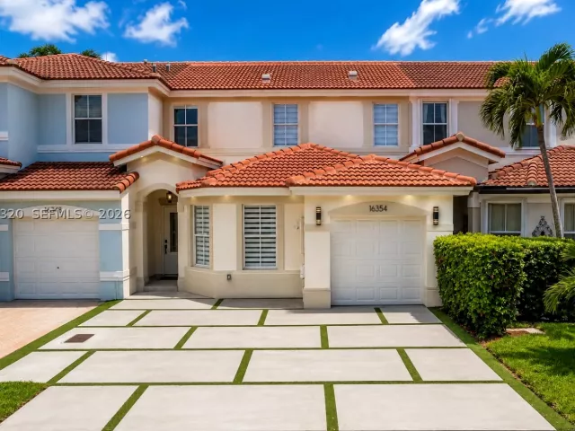 5-bedroom home for rent in Miami - 16354 SW 48th Ter - MondialRealty