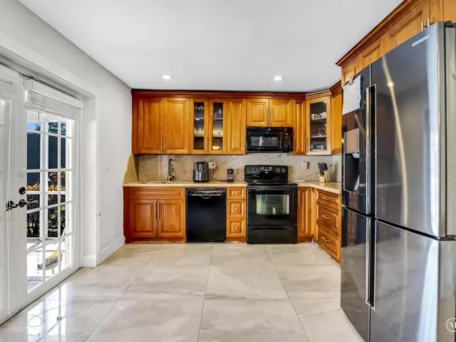 4-bedroom home for sale in Boca Raton - 19626 Sea Pines Way - MondialRealty