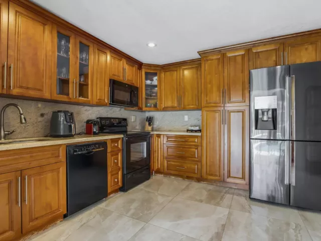 4-bedroom home for sale in Boca Raton - 19626 Sea Pines Way - MondialRealty