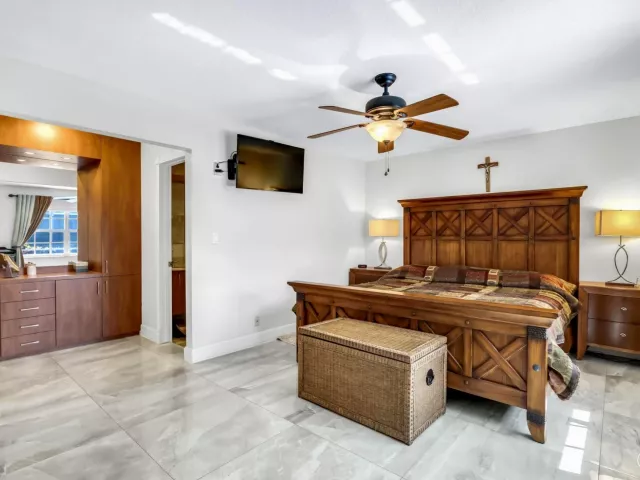 4-bedroom home for sale in Boca Raton - 19626 Sea Pines Way - MondialRealty
