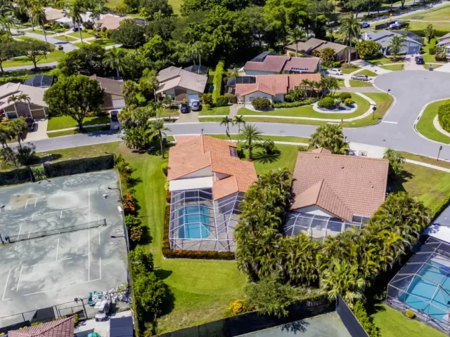 4-bedroom home for sale in Boca Raton - 19626 Sea Pines Way - MondialRealty