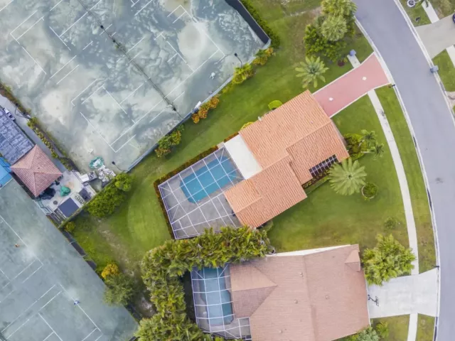4-bedroom home for sale in Boca Raton - 19626 Sea Pines Way - MondialRealty