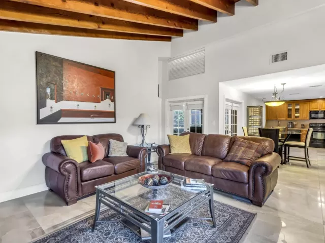 4-bedroom home for sale in Boca Raton - 19626 Sea Pines Way - MondialRealty