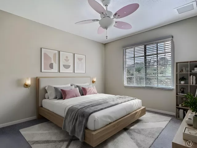 4-bedroom home for sale in West Palm Beach - 6427 Adriatic Way - MondialRealty