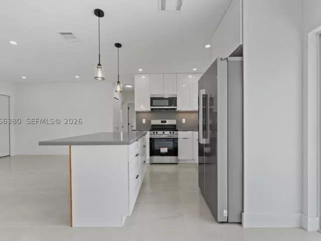 3-bedroom home for sale in Homestead - 1500 NW 11th St - MondialRealty