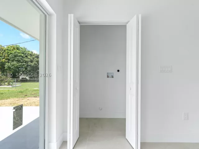 3-bedroom home for sale in Homestead - 1500 NW 11th St - MondialRealty