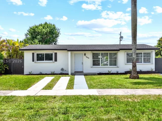 3-bedroom home for sale in Homestead - 1500 NW 11th St - MondialRealty