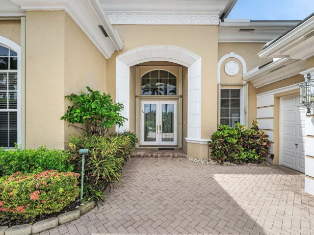 4-bedroom home for sale in Delray Beach - 7700 Bella Verde Way - MondialRealty