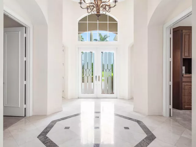 4-bedroom home for sale in Delray Beach - 7700 Bella Verde Way - MondialRealty