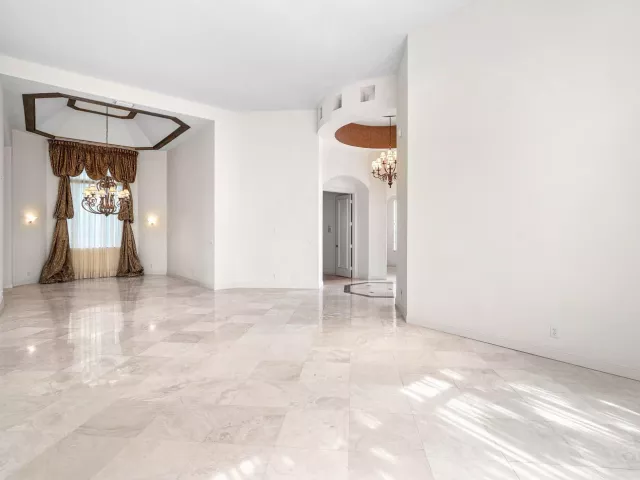 4-bedroom home for sale in Delray Beach - 7700 Bella Verde Way - MondialRealty
