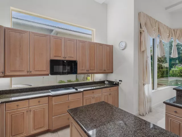 4-bedroom home for sale in Delray Beach - 7700 Bella Verde Way - MondialRealty