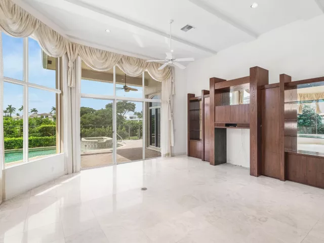 4-bedroom home for sale in Delray Beach - 7700 Bella Verde Way - MondialRealty