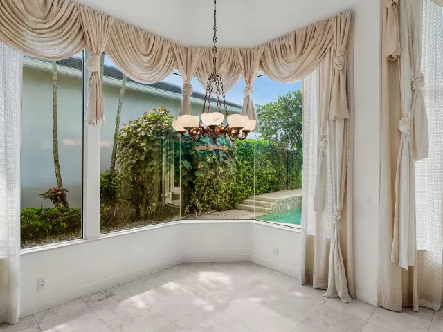 4-bedroom home for sale in Delray Beach - 7700 Bella Verde Way - MondialRealty