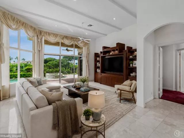 4-bedroom home for sale in Delray Beach - 7700 Bella Verde Way - MondialRealty
