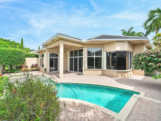 4-bedroom home for sale in Delray Beach - 7700 Bella Verde Way - MondialRealty