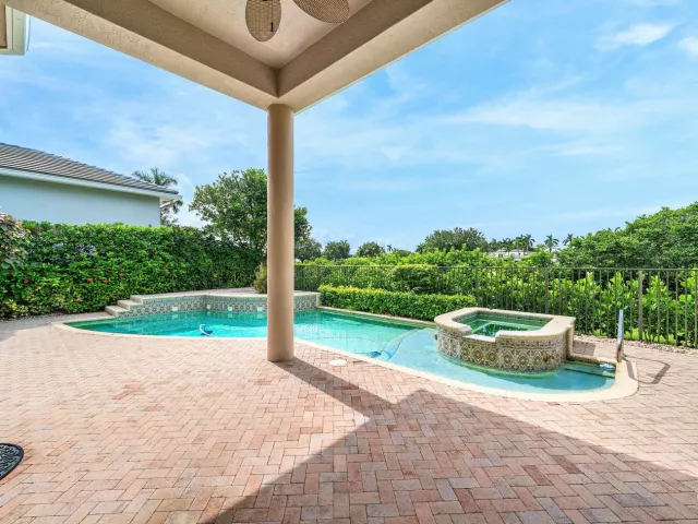 4-bedroom home for sale in Delray Beach - 7700 Bella Verde Way - MondialRealty
