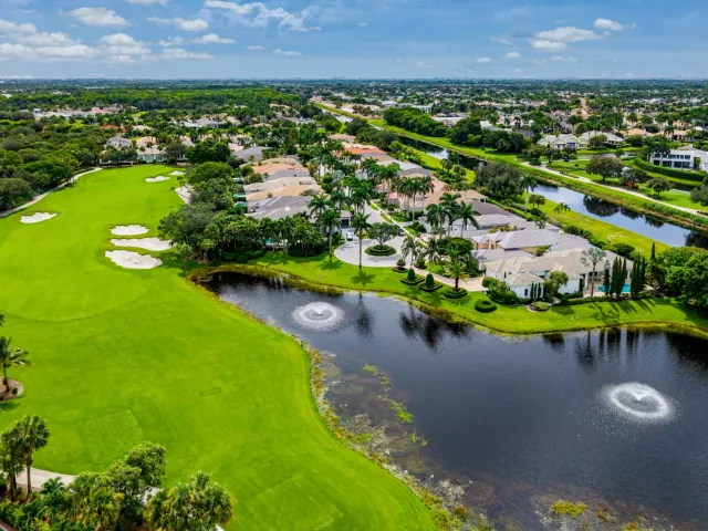 4-bedroom home for sale in Delray Beach - 7700 Bella Verde Way - MondialRealty