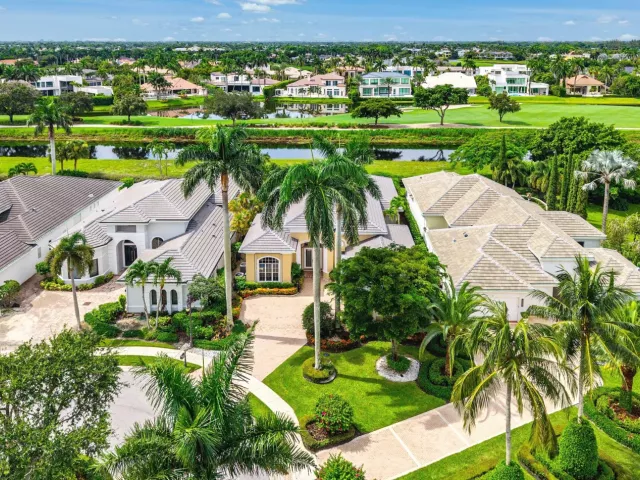 4-bedroom home for sale in Delray Beach - 7700 Bella Verde Way - MondialRealty