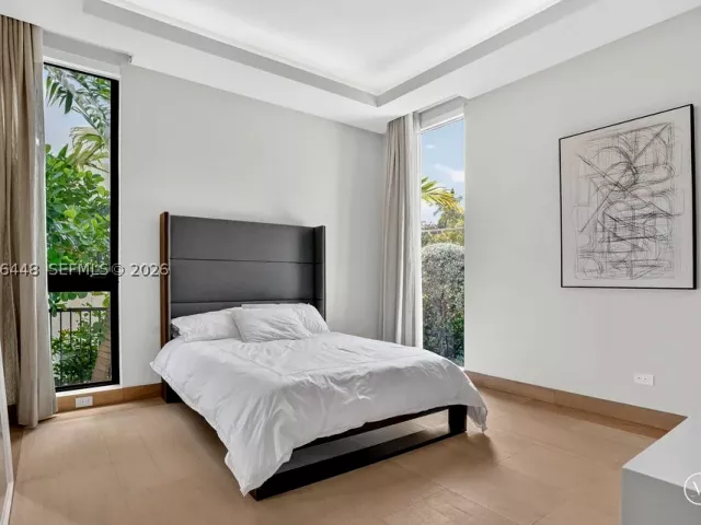 4-bedroom home for rent in Miami Beach - 5831 Alton Rd - MondialRealty