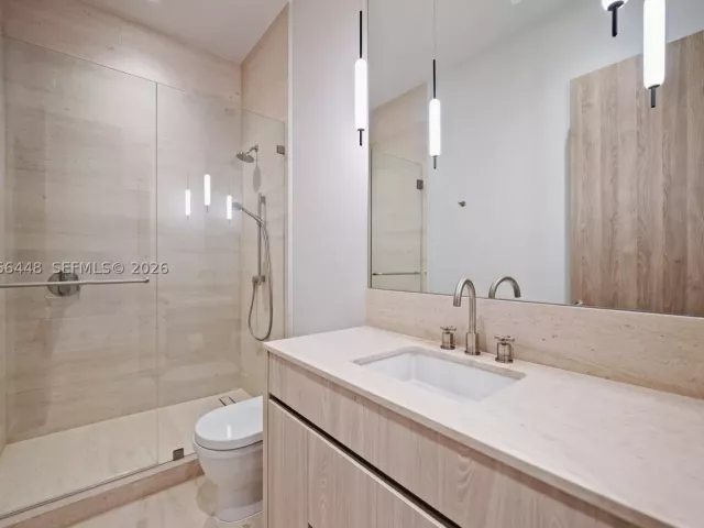 4-bedroom home for rent in Miami Beach - 5831 Alton Rd - MondialRealty