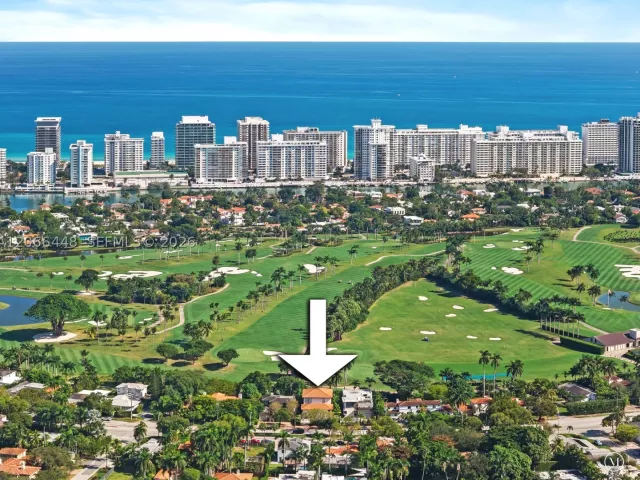 4-bedroom home for rent in Miami Beach - 5831 Alton Rd - MondialRealty