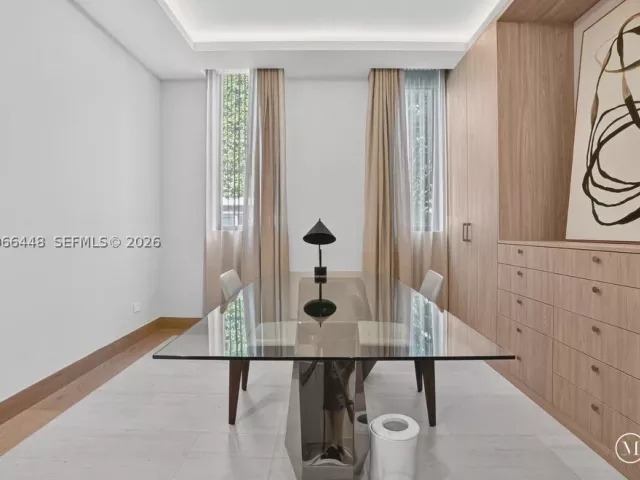 4-bedroom home for rent in Miami Beach - 5831 Alton Rd - MondialRealty