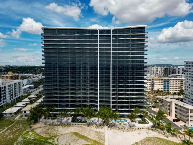 2-bedroom condo for rent in Pompano Beach - 900 N OCEAN Boulevard N 905 - MondialRealty