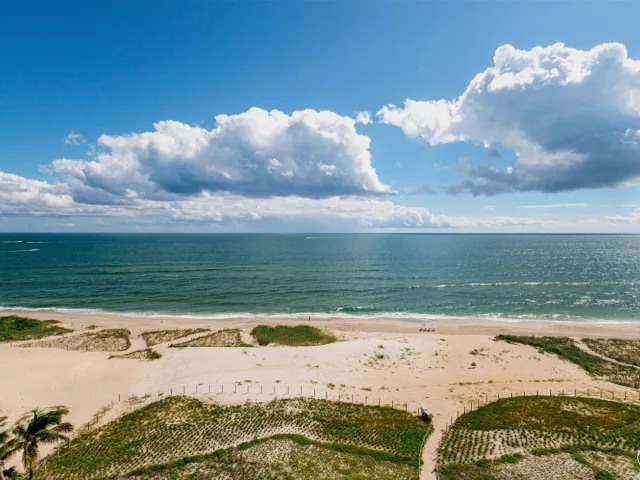 2-bedroom condo for rent in Pompano Beach - 900 N OCEAN Boulevard N 905 - MondialRealty