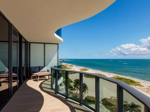 2-bedroom condo for rent in Pompano Beach - 900 N OCEAN Boulevard N 905 - MondialRealty