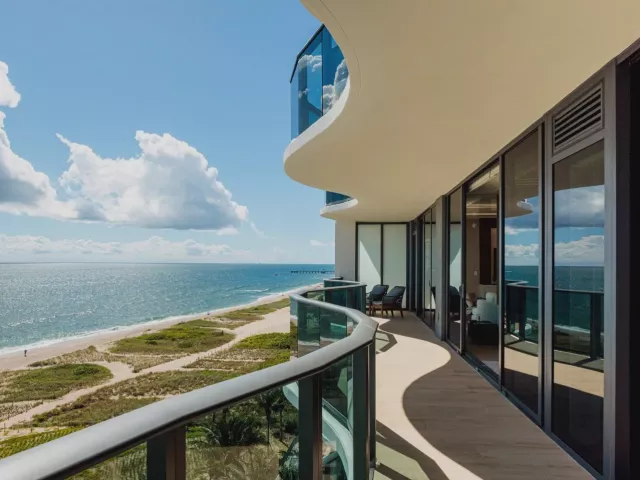 2-bedroom condo for rent in Pompano Beach - 900 N OCEAN Boulevard N 905 - MondialRealty