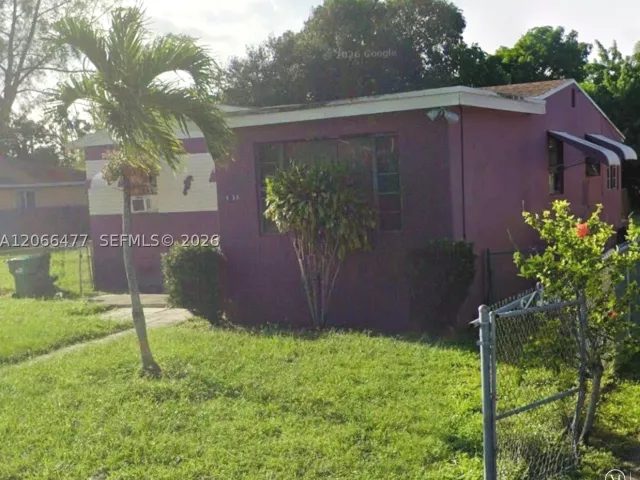 2-bedroom home for sale in Miami - 938 NW 110 st - MondialRealty