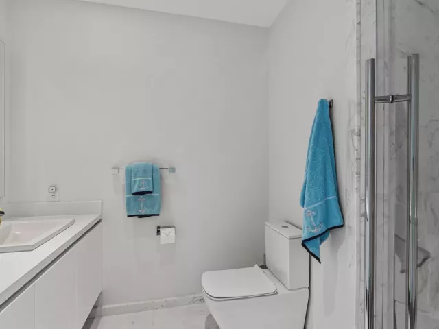 3-bedroom condo for sale in Fort Lauderdale - 701 N FORT LAUDERDALE BEACH Boulevard 405 - MondialRealty