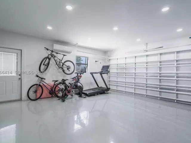 4-bedroom home for rent in Boca Raton - 669 NW 15th Ave 0 - MondialRealty