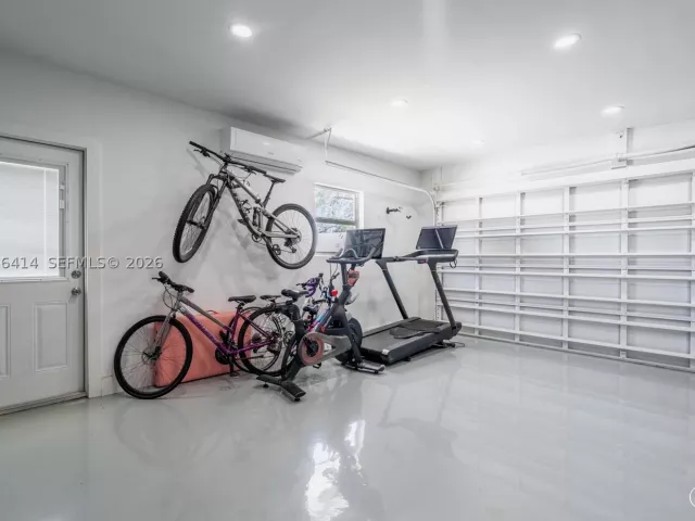 4-bedroom home for rent in Boca Raton - 669 NW 15th Ave 0 - MondialRealty