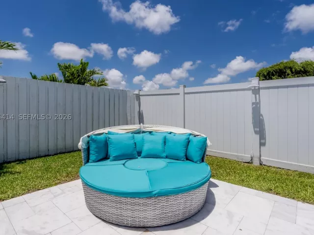 4-bedroom home for rent in Boca Raton - 669 NW 15th Ave 0 - MondialRealty