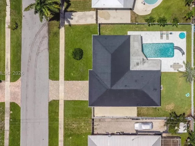 4-bedroom home for rent in Boca Raton - 669 NW 15th Ave 0 - MondialRealty