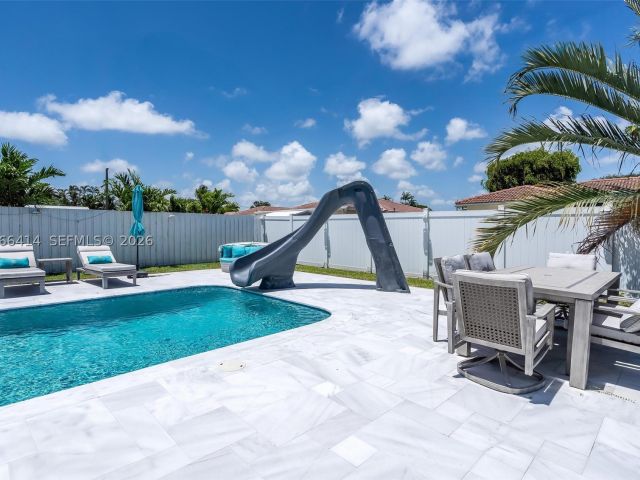 4-bedroom home for rent in Boca Raton - 669 NW 15th Ave 0 - MondialRealty